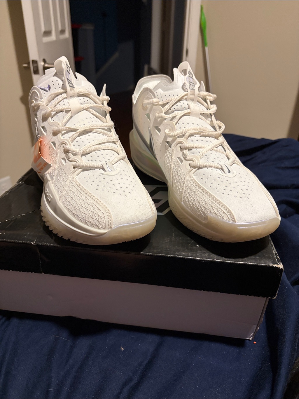 Nike G.T. Cut 3 Ep Men’s 7.5 Wmns 9.